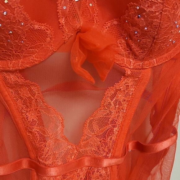 VICTORIA'S SECRET Red Bustier - Size 36C - Picture 3 of 7